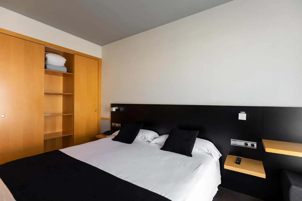 Onix Liceo Hotel Barcelona 3*,  Spain