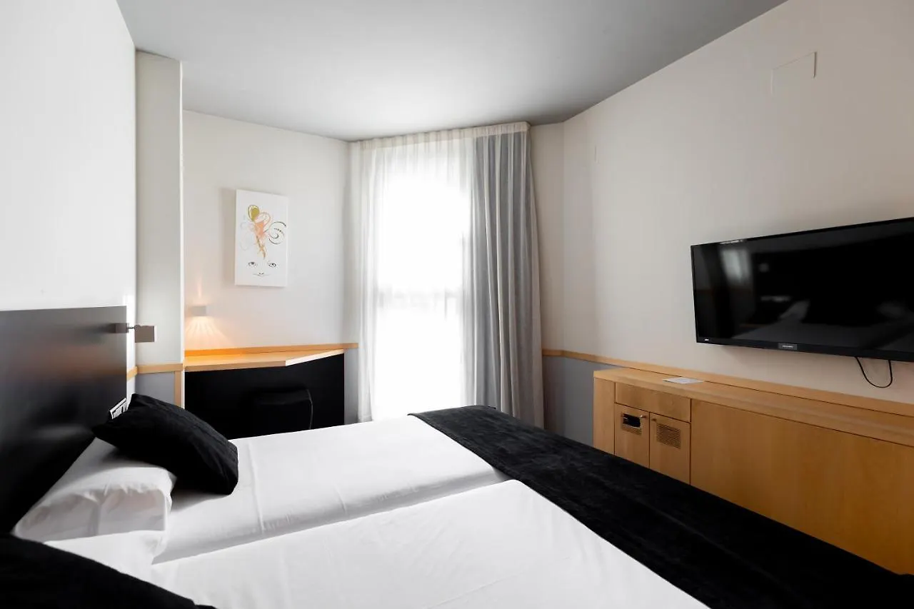 Onix Liceo Hotel Barcelona 3*,