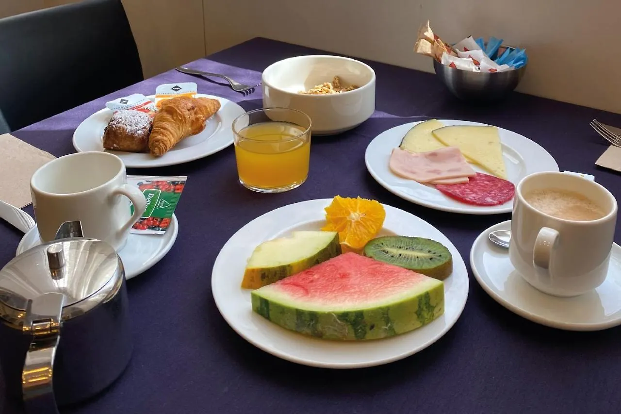 Onix Liceo Hotel Barcelona 3*,