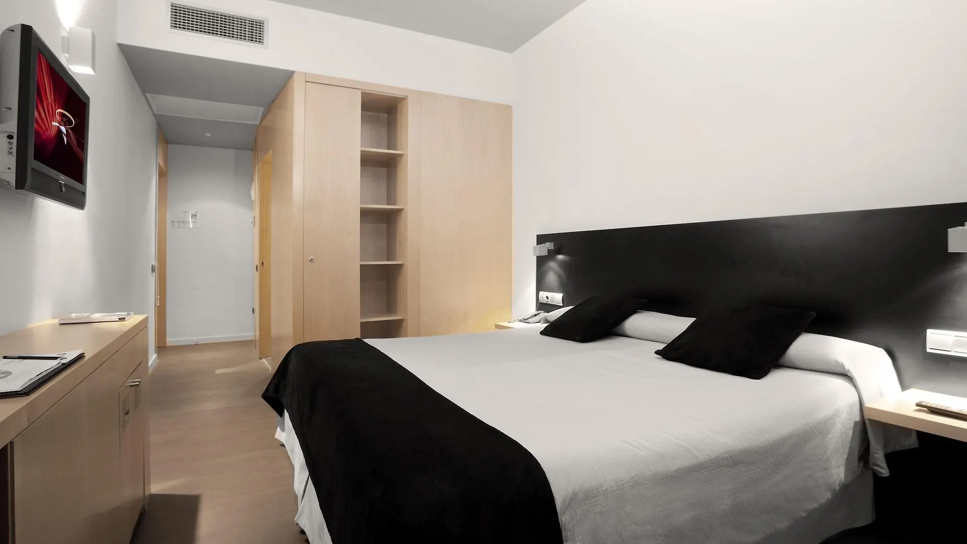 Onix Liceo Hotel Barcelona Spain